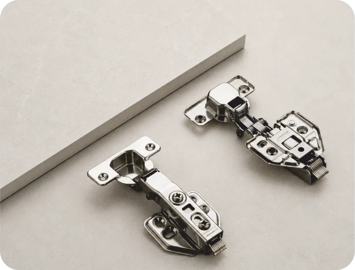 2D Hinges